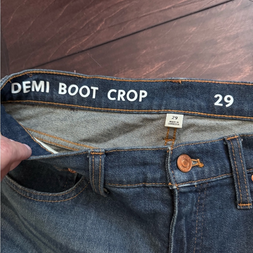 J Crew Demi Crop Boot Cut Jeans (29) - Picture 4 of 9